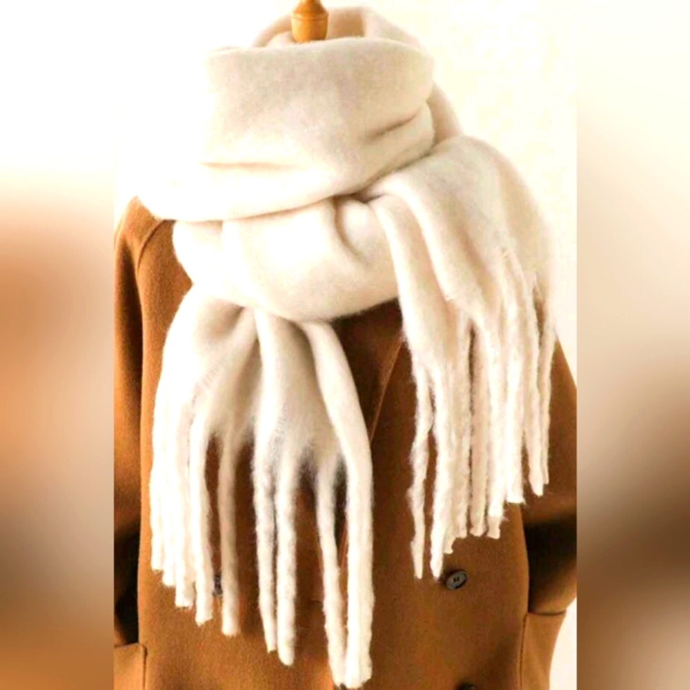 Off White OVERSIZED Plush Scarf